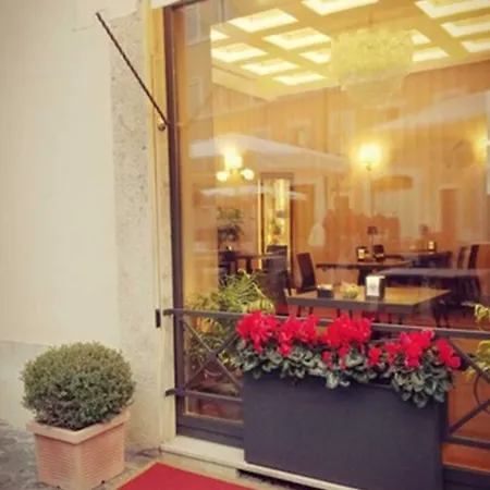 La Place Hotel 4*