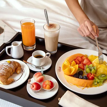 La Place Hotel